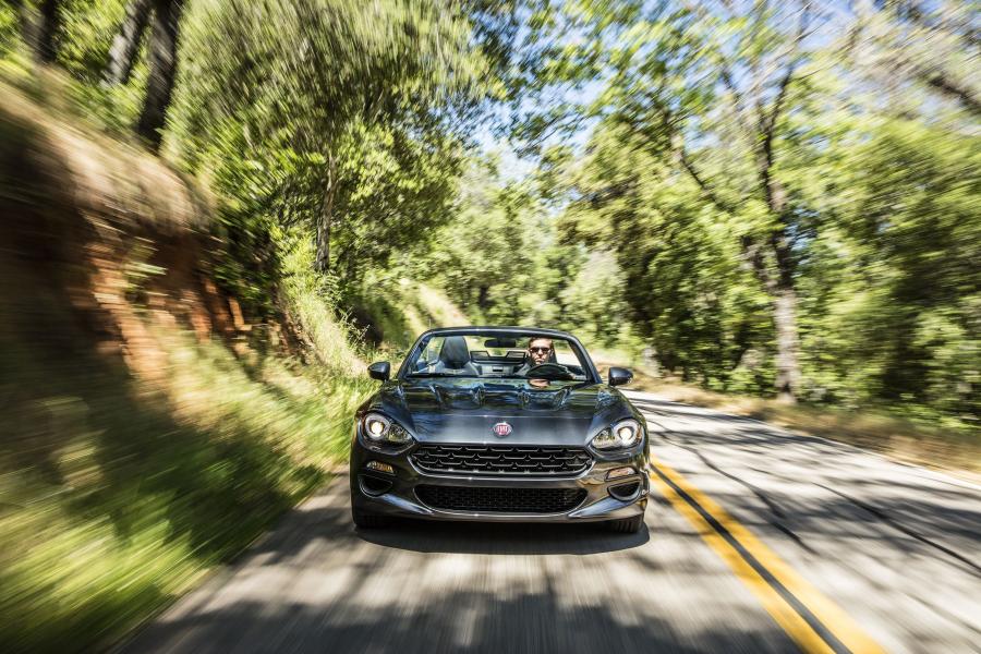  Fiat 124 Spider Classica (348) 2016 года  (NA) (фото 5 из 13)